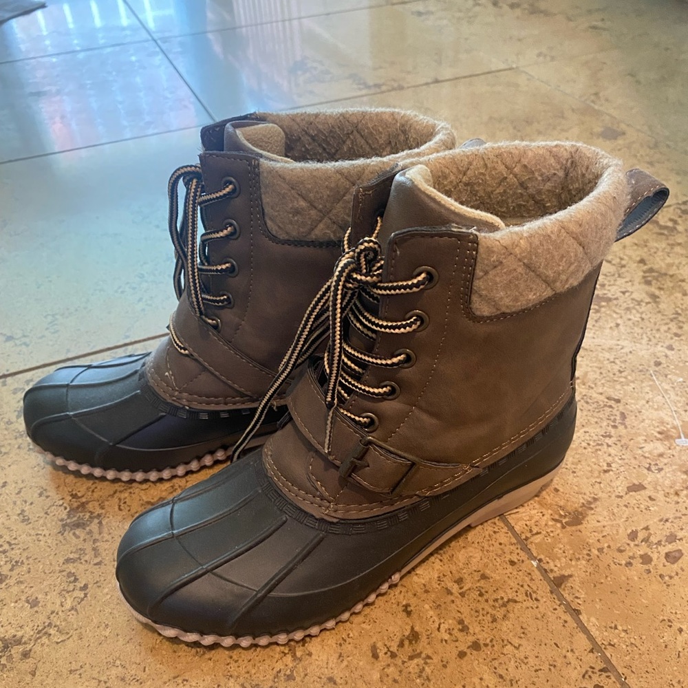 Maurice’s Duck Boot